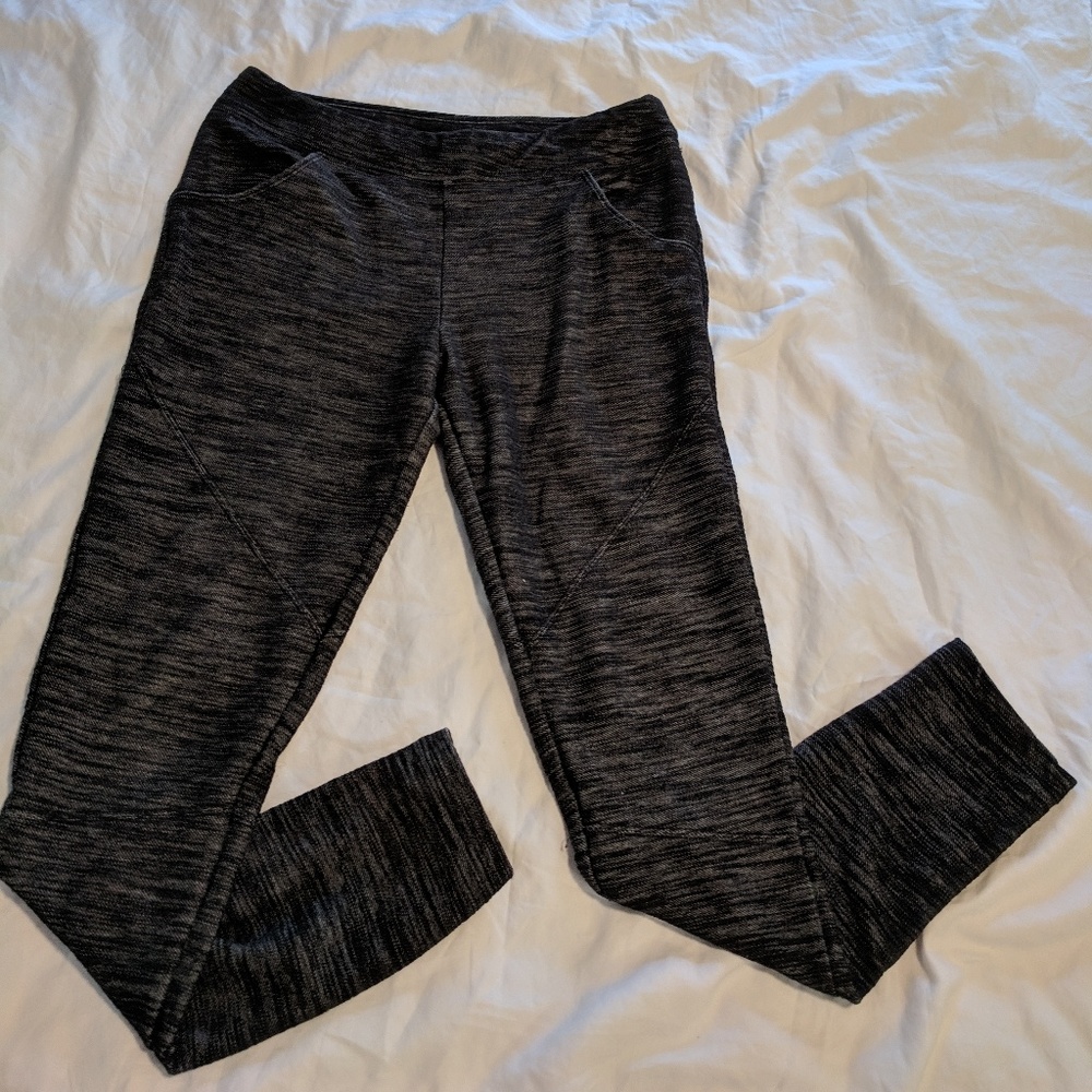 Organic grey leggings with pockets